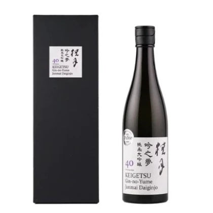 桂月　吟之夢　純米大吟醸４０　五年熟成　７２０ml（黒化粧箱入）